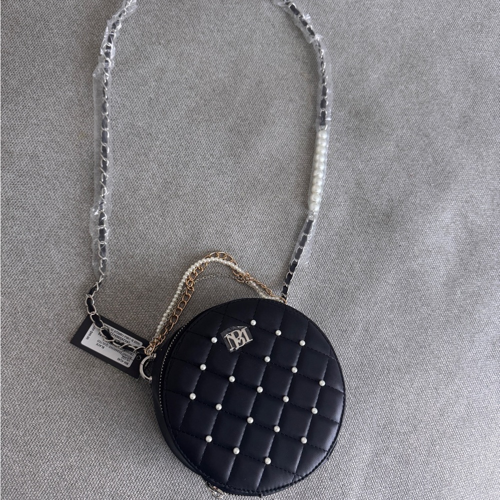 Badgley Mischka Black Quilted Shoulder Bag with Studded Elegance